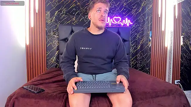 keane lee online show from September 25, 12:48 pm