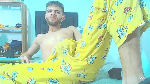 Snapshot of maihton_xx chatting on January 21, 8:43 pm maihton xx online show from January 21, 8:43 pm