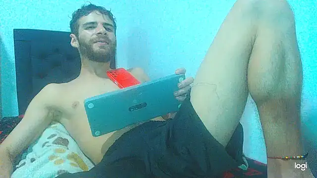 Snapshot of maihton_xx chatting on February 21, 6:29 am maihton xx online show from February 21, 6:29 am