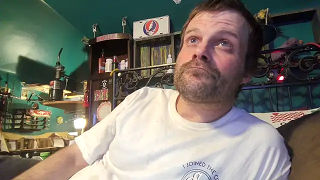 charactrzero online show from October 30, 11:39 pm