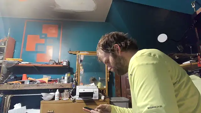 charactrzero online show from February 24, 3:18 am