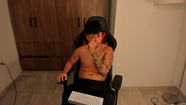 Jake simons online show from November 13, 11:04 am