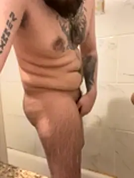 Snapshot of cnasty5621333 chatting on October 22, 5:44 am cnasty5621333 online show from October 22, 5:44 am