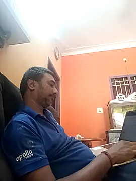 Snapshot of divakar2022 chatting on October 4, 8:19 am divakar2022 online show from October 4, 8:19 am