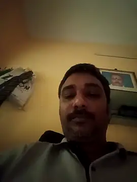 Snapshot of divakar2022 chatting on October 21, 10:40 am divakar2022 online show from October 21, 10:40 am