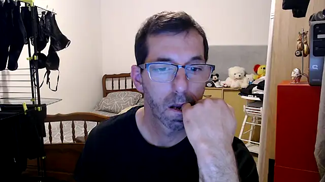 steph19x5 online show from December 4, 5:55 pm