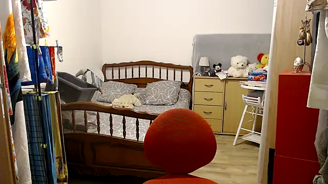 steph19x5 online show from December 17, 5:47 pm