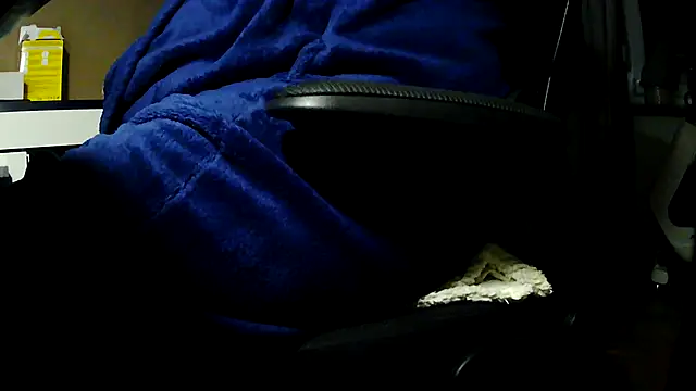 suedel65 online show from January 18, 5:31 am