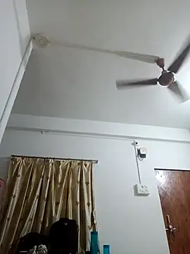 Desi Londa 143 online show from February 18, 11:57 pm