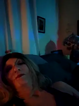 Vonniecd online show from March 7, 2:57 am