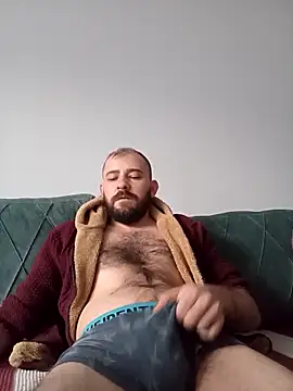 NiiiRvaNaa online show from October 27, 4:59 am