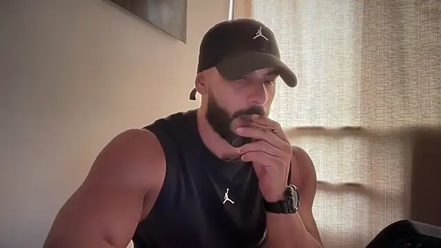 romeolovedark online show from February 17, 5:45 pm