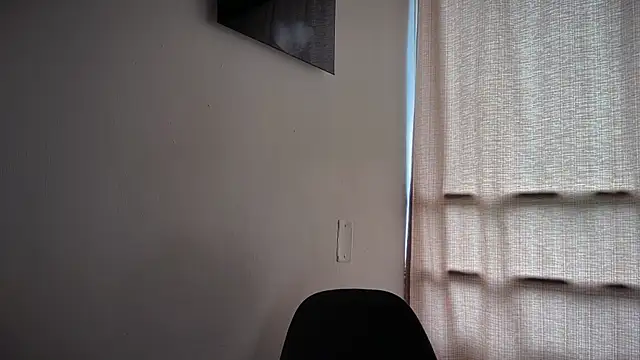 romeolovedark online show from February 16, 4:38 pm