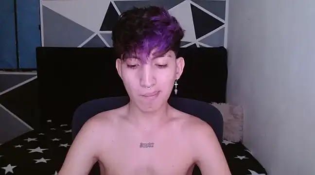 littlextreme online show from December 31, 3:45 am