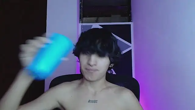 littlextreme online show from March 13, 7:16 am