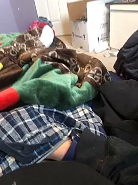 Hugetings online show from February 14, 8:26 pm