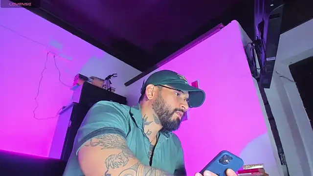 CamiloGray  online show from September 22, 2:05 pm