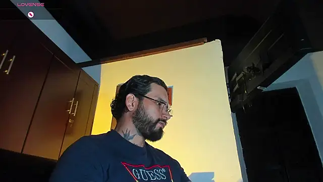 CamiloGray  online show from March 4, 2:24 pm