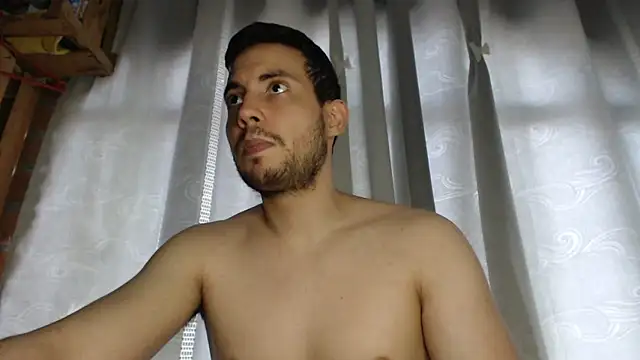 Snapshot of Armando_2002 chatting on March 10, 6:01 pm Armando 2002 online show from March 10, 6:01 pm