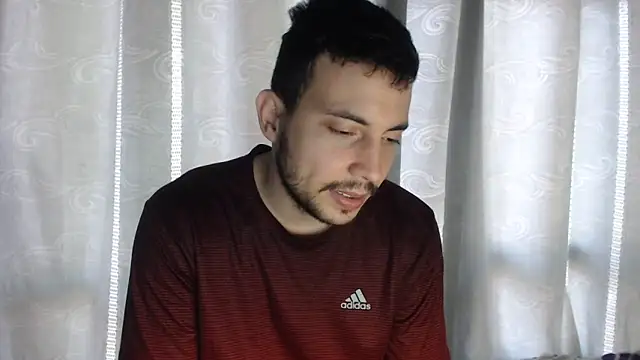 Snapshot of Armando_2002 chatting on February 20, 4:14 pm Armando 2002 online show from February 20, 4:14 pm