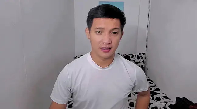 xSebastian19 online show from December 18, 3:22 pm