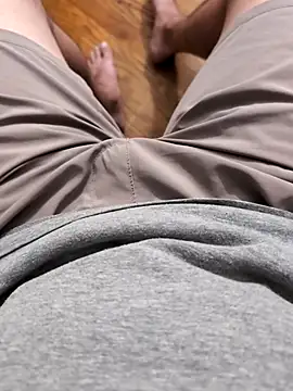 Snapshot of MrandMrsHaze chatting on September 9, 3:28 am MrandMrsHaze online show from September 9, 3:28 am