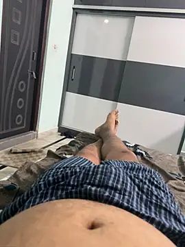 kkkr23456 online show from November 26, 2:25 am