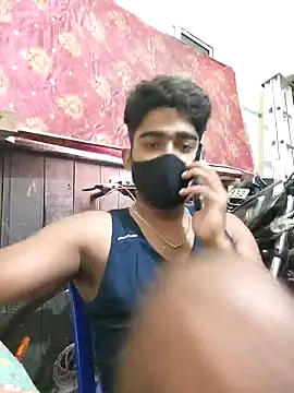 Snapshot of Love_birdss chatting on October 23, 7:45 am Love birdss online show from October 23, 7:45 am