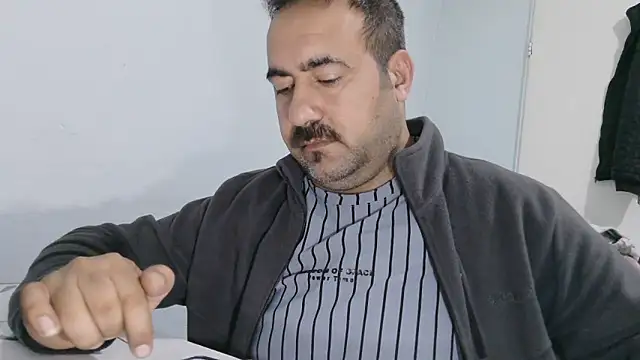 ZYXEL353 online show from March 3, 10:27 pm