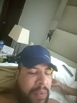 eljefe1119 online show from August 2, 6:23 am