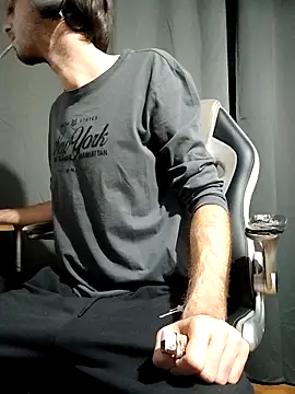 Snapshot of WhiteMambaSelfSuck chatting on October 1, 4:22 pm WhiteMambaSelfSuck online show from October 1, 4:22 pm