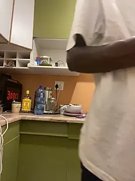 amiable12 online show from February 14, 9:43 pm