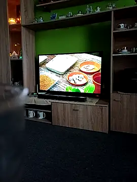 vena4 online show from March 1, 8:25 am