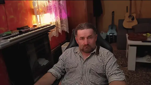 Mosiadz1975 online show from March 13, 10:32 pm