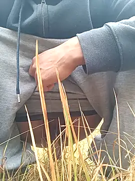 Snapshot of Desi_Rider_Aadi chatting on December 29, 2:49 am Desi Rider Aadi online show from December 29, 2:49 am