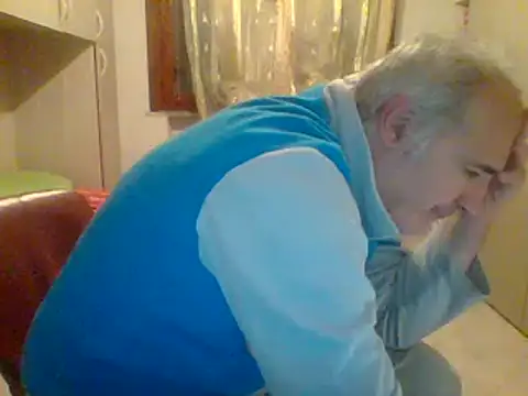 Setesesso7 online show from November 5, 7:05 pm