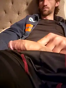 lewis7869 online show from March 15, 11:29 am