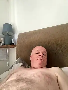 locallad88 online show from September 20, 8:47 am