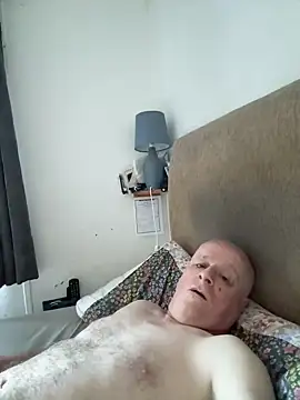 locallad88 online show from October 5, 7:34 am