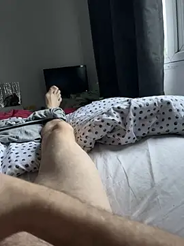 locallad88 online show from December 7, 9:06 am