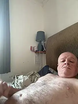 locallad88 online show from March 8, 8:40 am