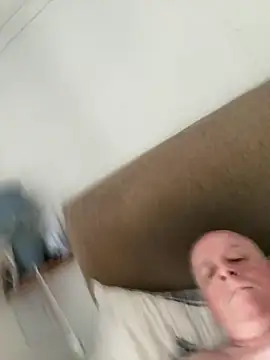 locallad88 online show from September 14, 7:43 am