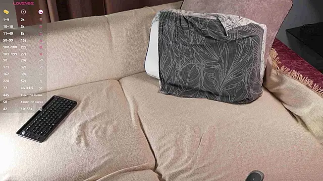 Louis Karlos online show from February 25, 12:50 pm