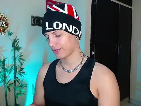 Snapshot of DavidNeill chatting on December 28, 5:03 pm DavidNeill online show from December 28, 5:03 pm