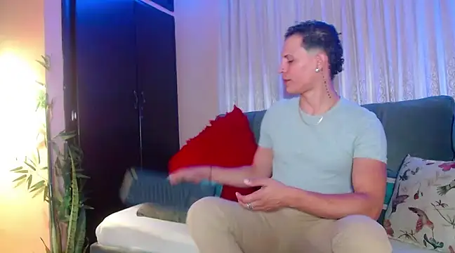 Snapshot of DavidNeill chatting on March 7, 5:40 am DavidNeill online show from March 7, 5:40 am