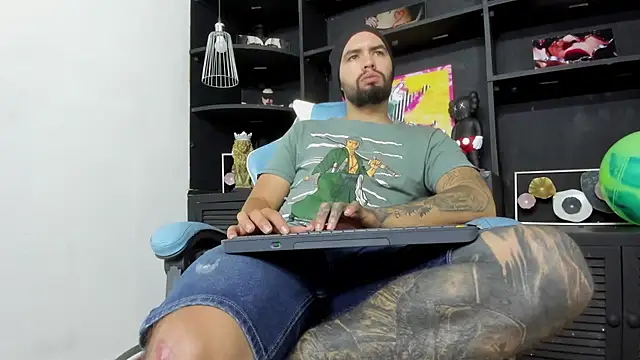 matteosantos online show from January 9, 11:36 am