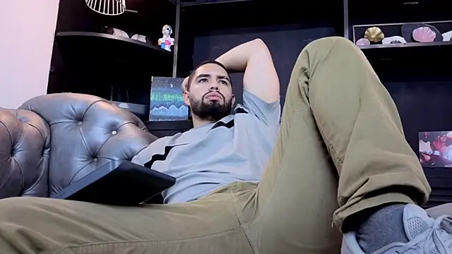 matteosantos online show from March 25, 4:11 pm