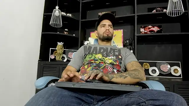 matteosantos online show from December 18, 3:11 pm