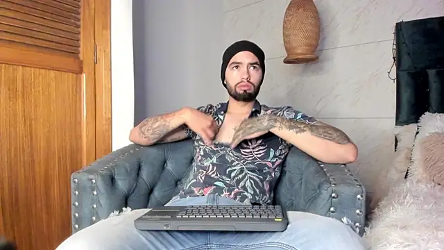 matteosantos online show from January 28, 11:38 am