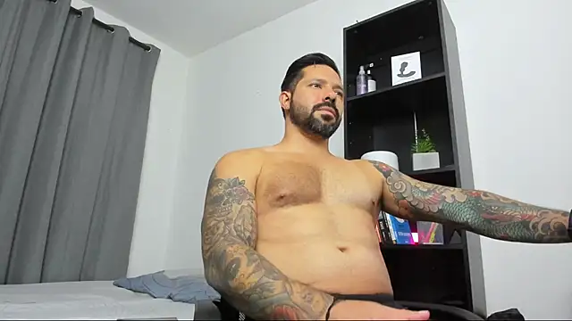 Pierre Vidal online show from February 24, 11:30 pm